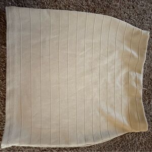Chic Cream Pencil Skirt